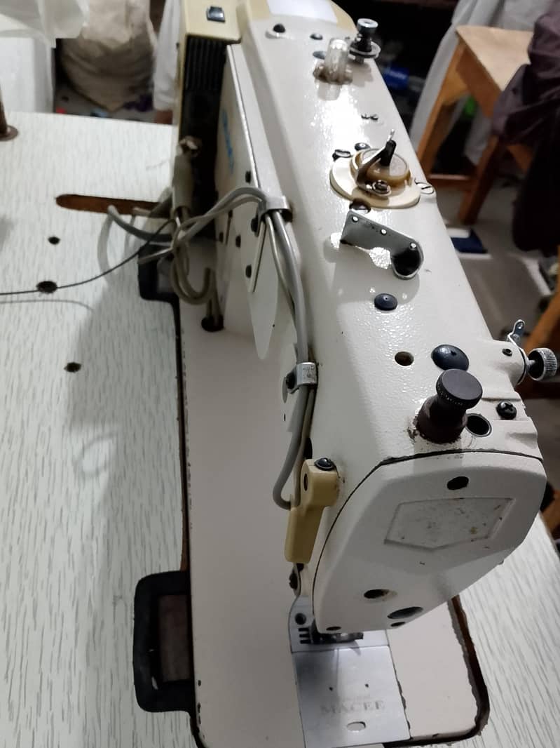 Juki Computer Sewing machine 3
