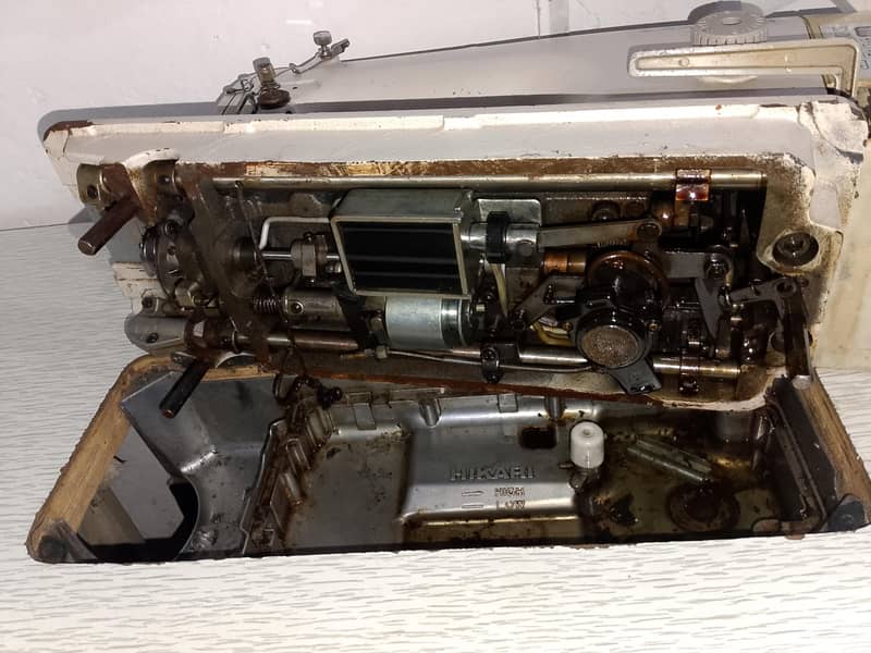 Juki Computer Sewing machine 5