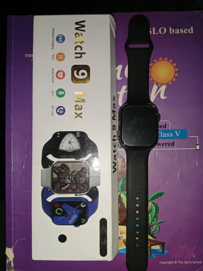 Premium Quality Smart Watch With Full Accessories