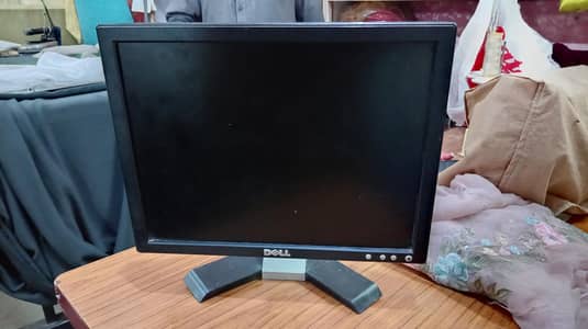 Dell 15inch LCD, new condition 10 /10,  super hd result display
