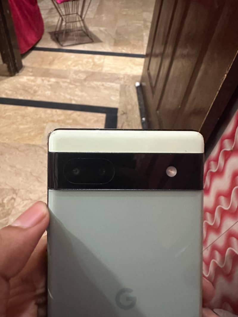 Google Pixel 6a 1