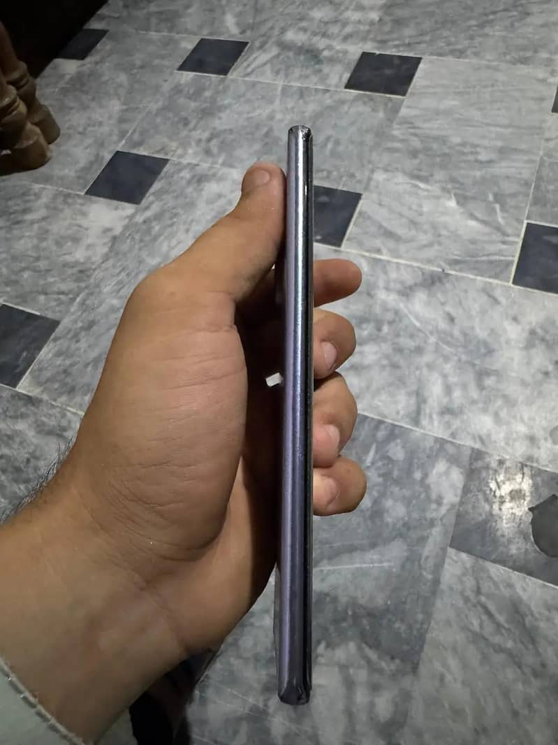 Tecno CAMON 30S 3