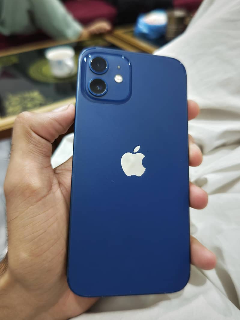 Apple iPhone 12 2