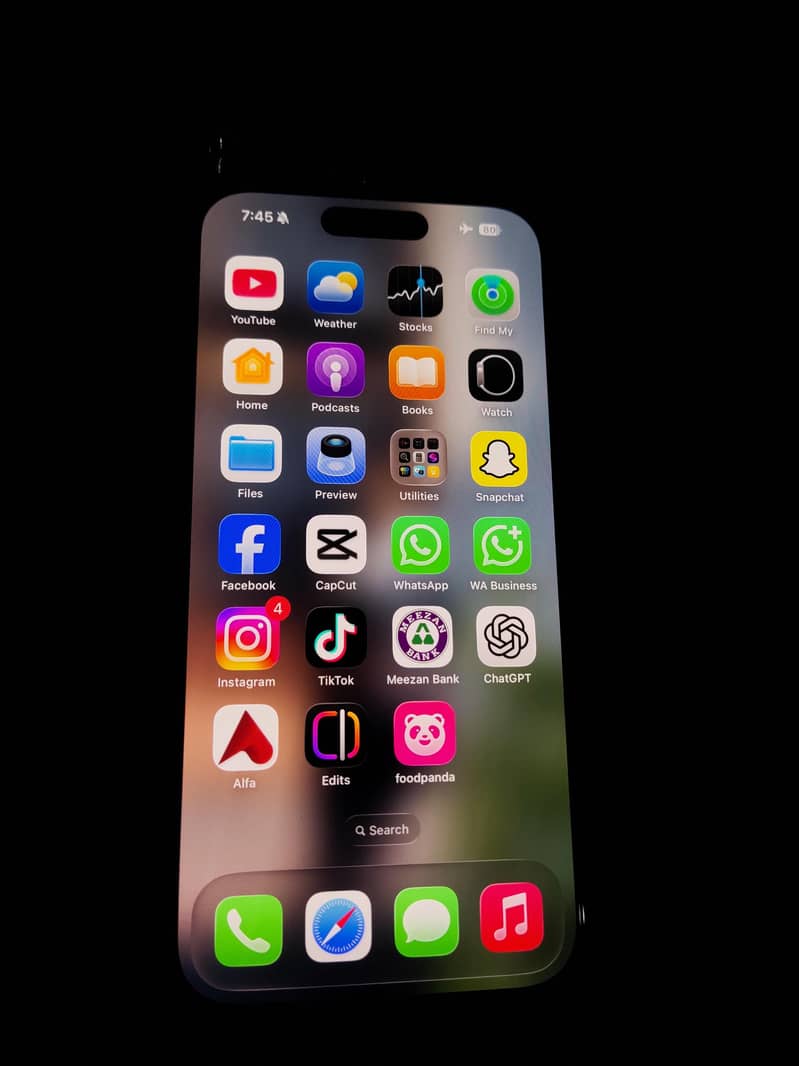 Apple iPhone 15 Pro 3