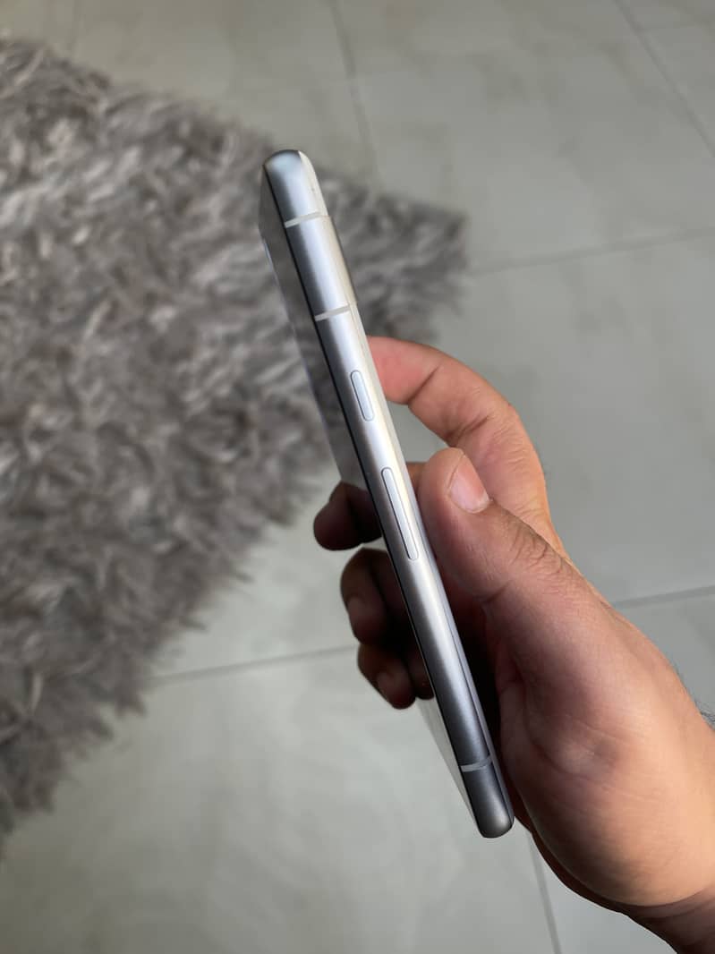 Google Pixel 7a 6