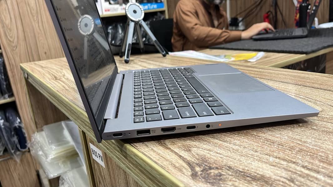 Laptop 3