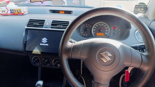Suzuki Swift 2012