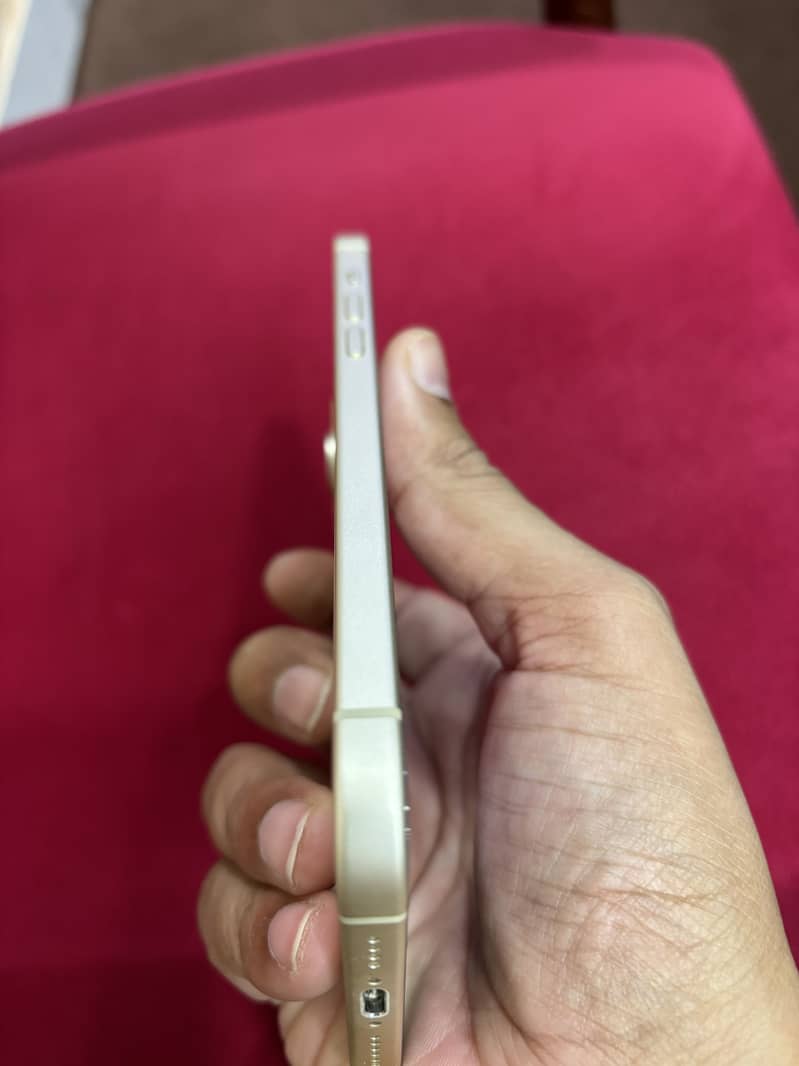 Apple iPhone 15 plus (jv) 3