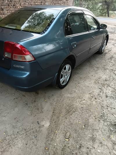Honda Civic EXi 2005