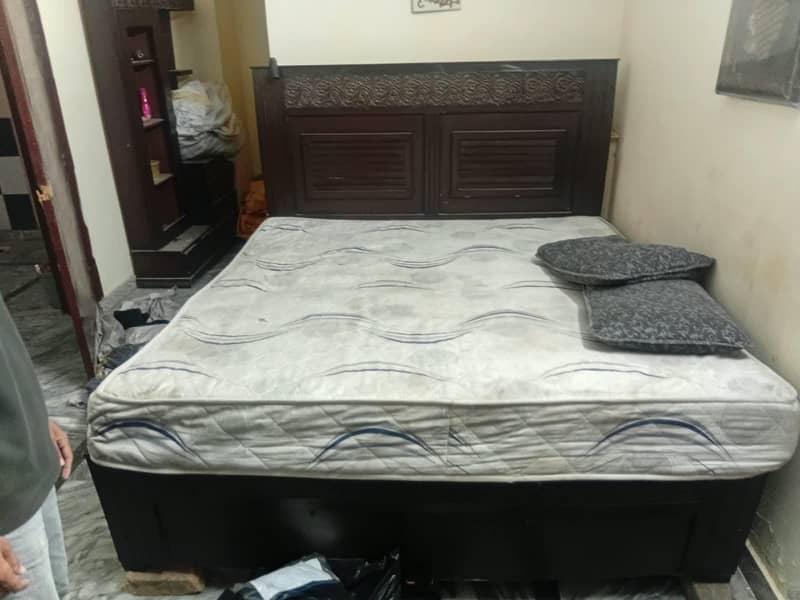 20k 1 bed 2 side table 1 dressing table 4