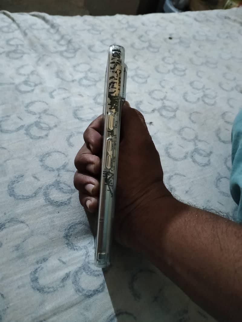 Google Pixel 8 Pro 3
