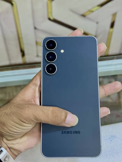 Samsung Mobile S25 FE
