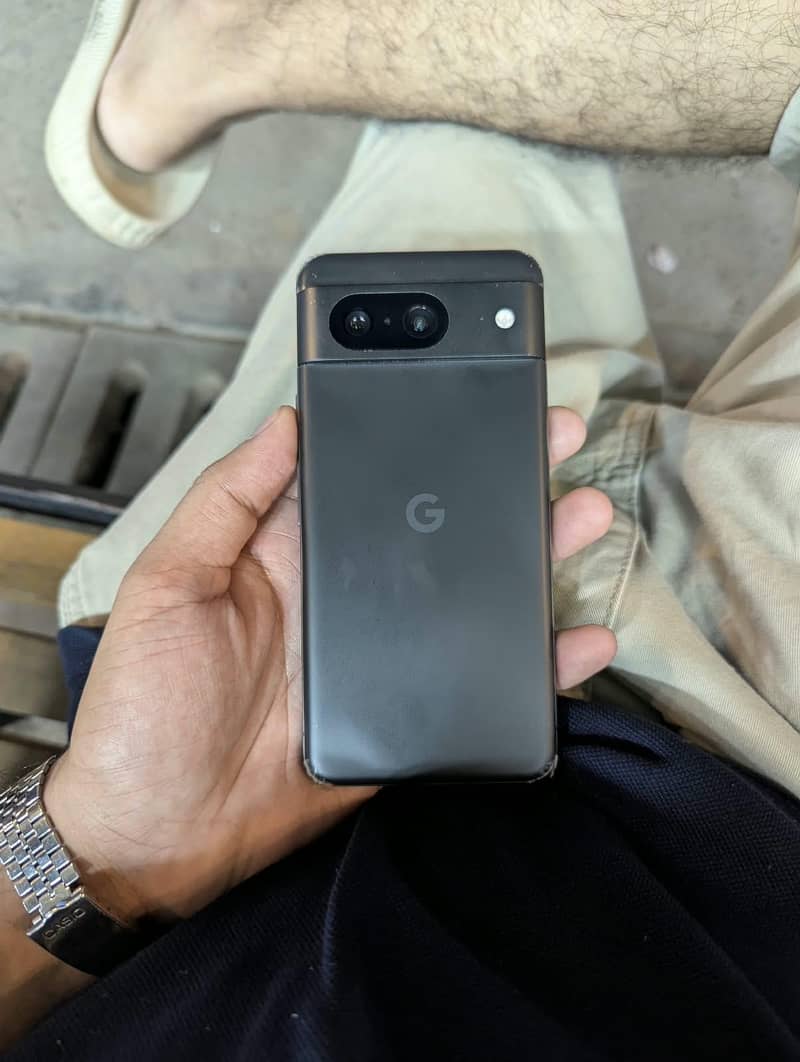 Google Pixel 8 1
