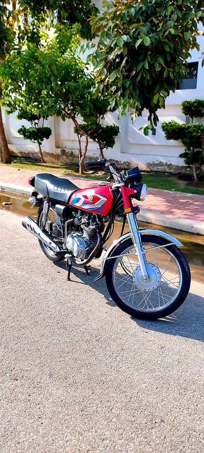 Honda CG 125 2022