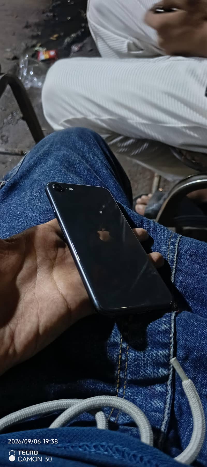 Apple iPhone SE 2