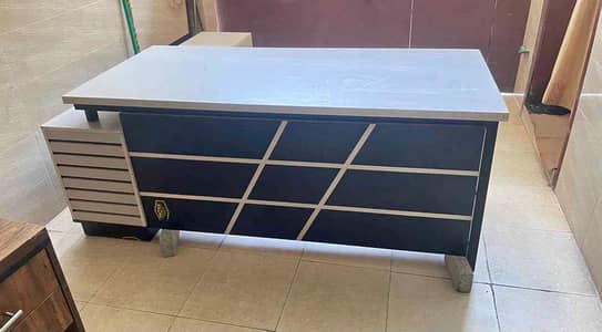 Big size L snape office table