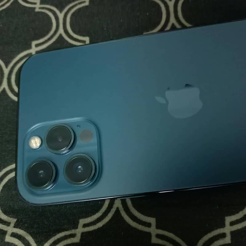 Apple iPhone 7