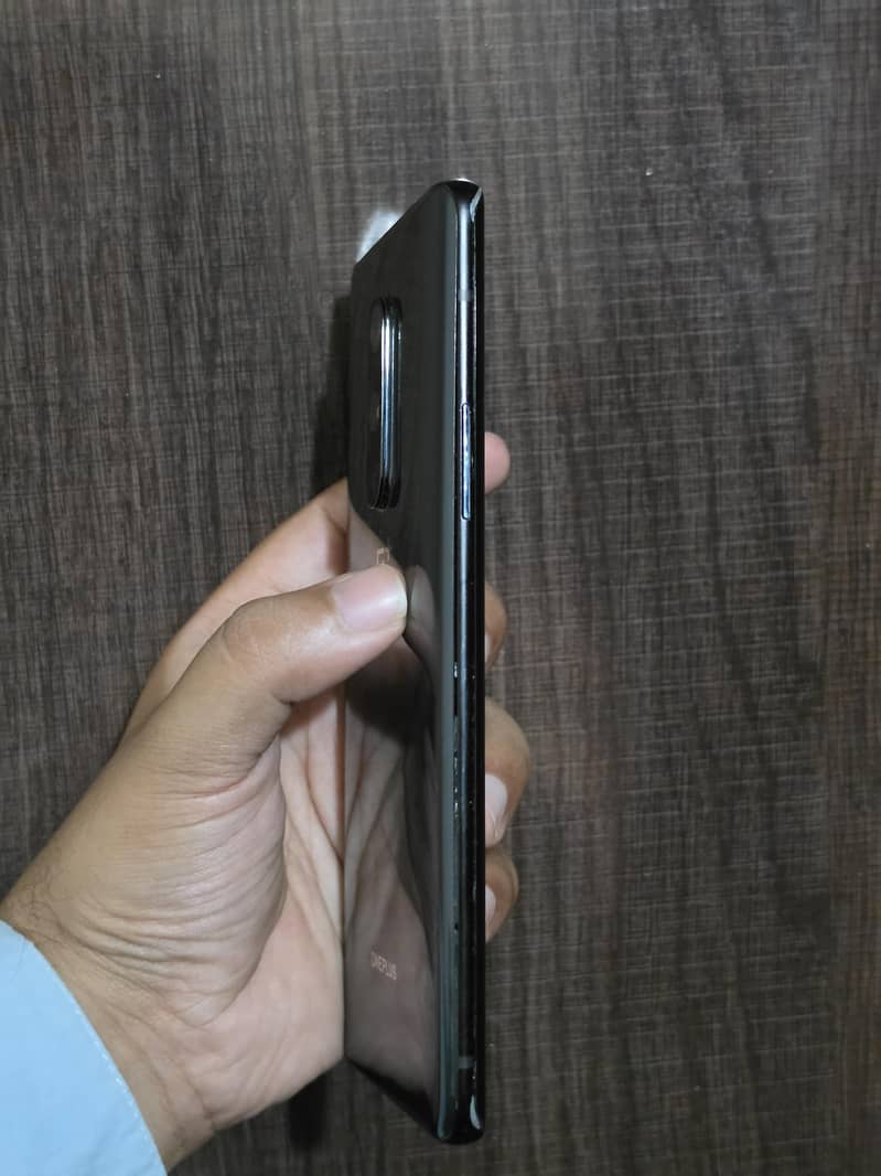 One Plus 8 Pro 3