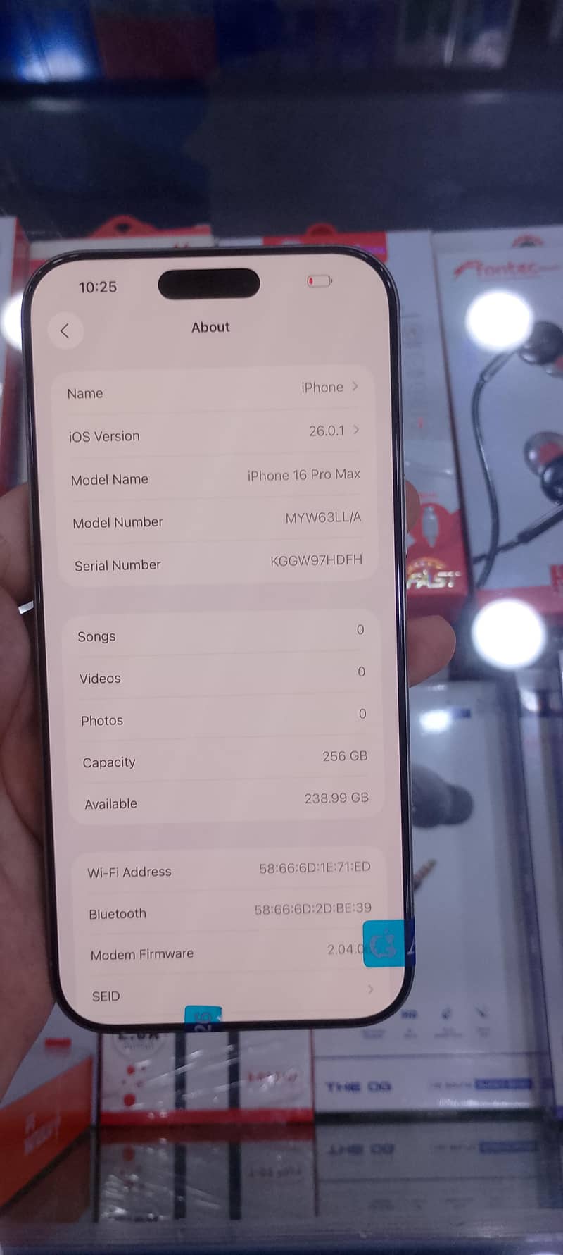 Apple iPhone 16 Pro Max 6