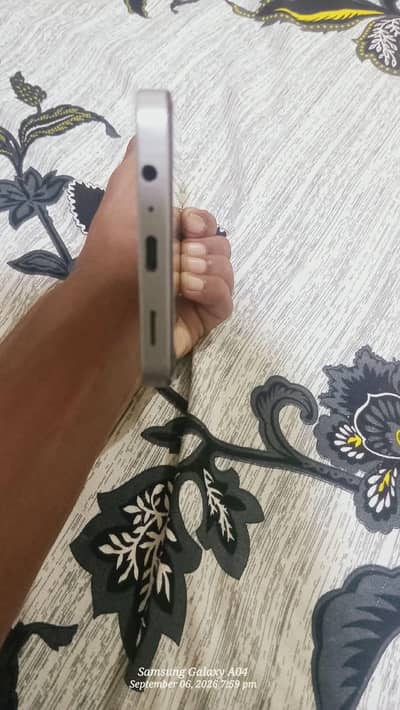 Samsung Mobile A06