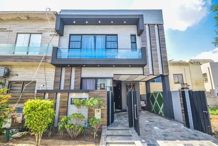 5 Marla House For Rent In Bahria Town Lahore Hot Location Near To Park School