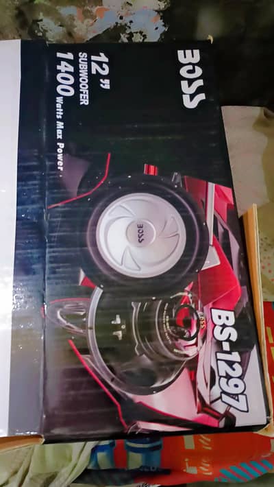 Car complete sound system with LCD and wooden box petti