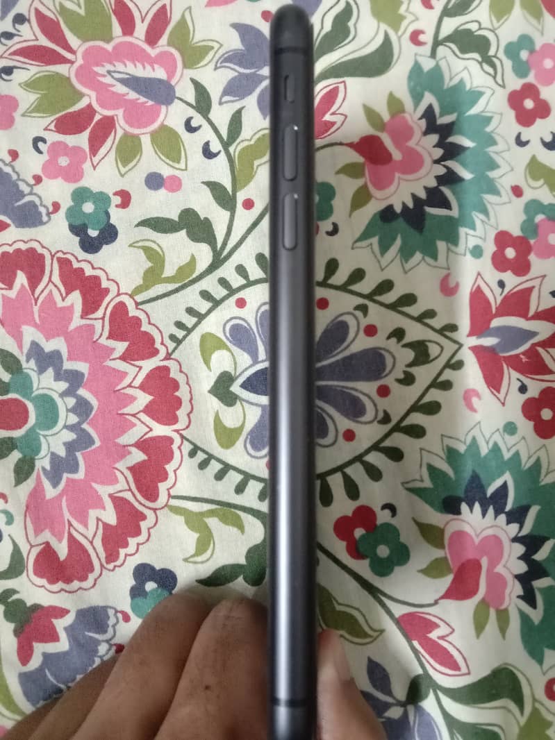 Apple iPhone 11 2