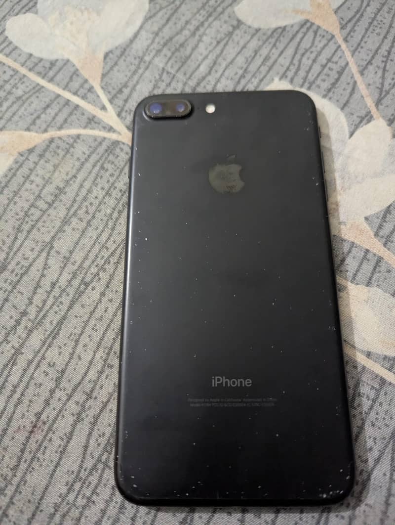 Apple iPhone 7 Plus 3