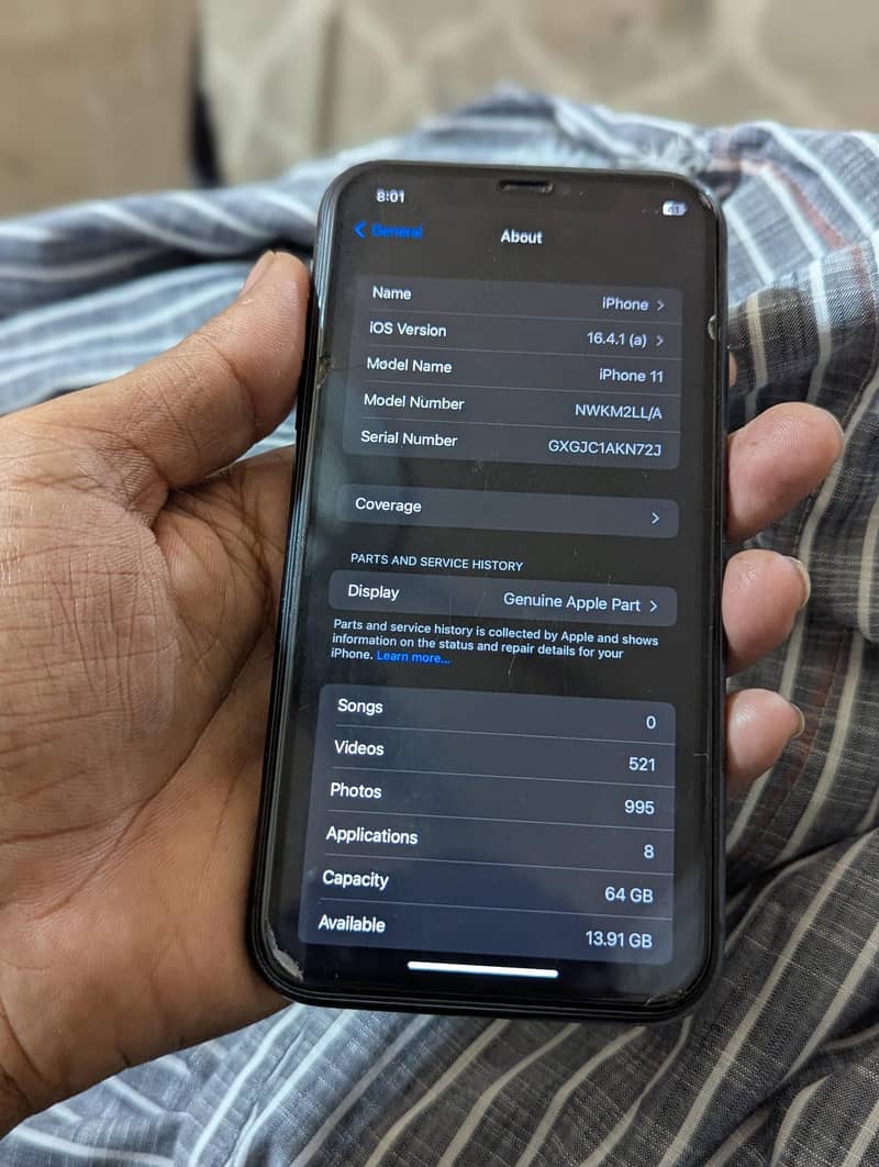 Apple iPhone 11 4