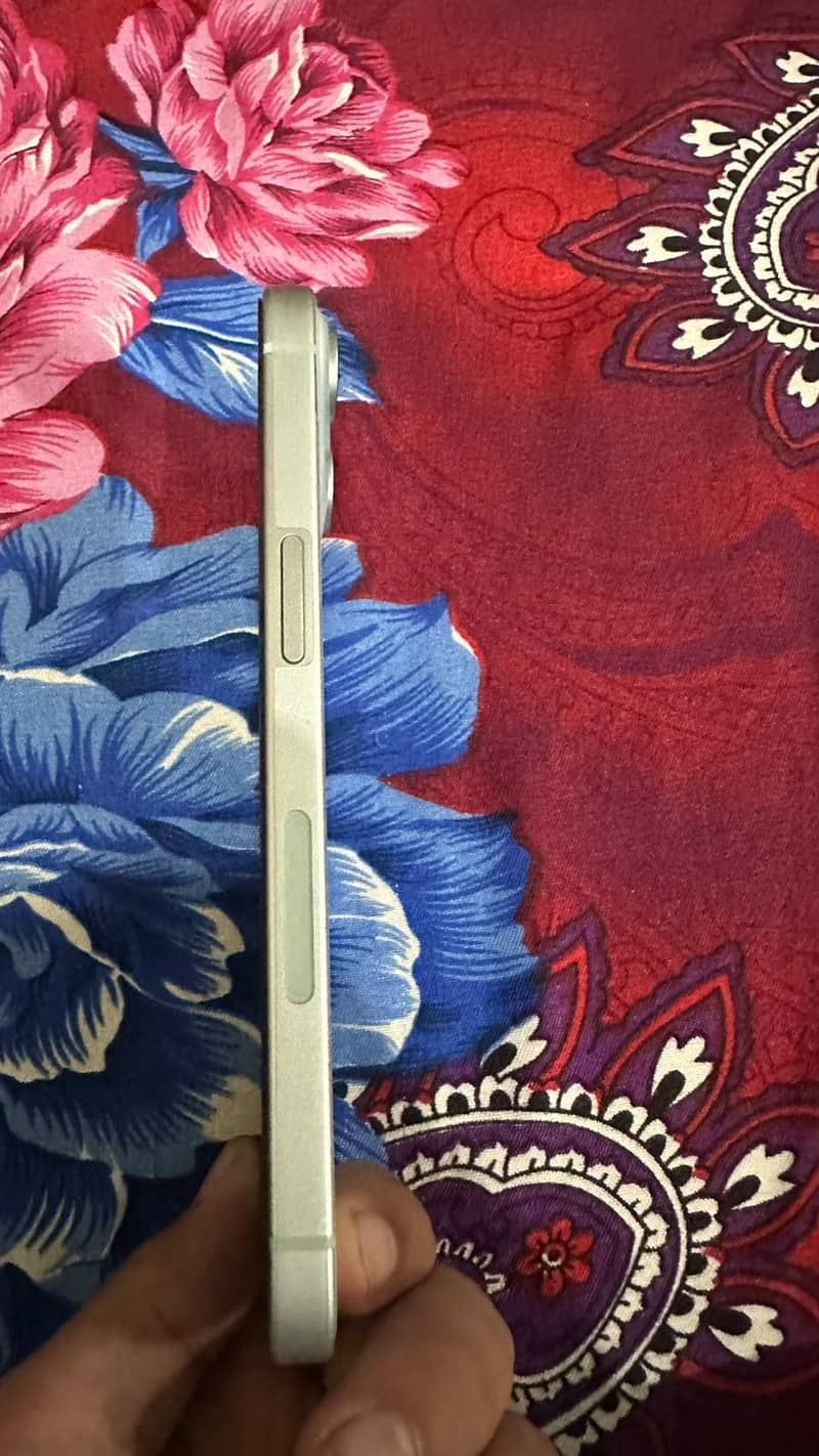 iPhone 15 0