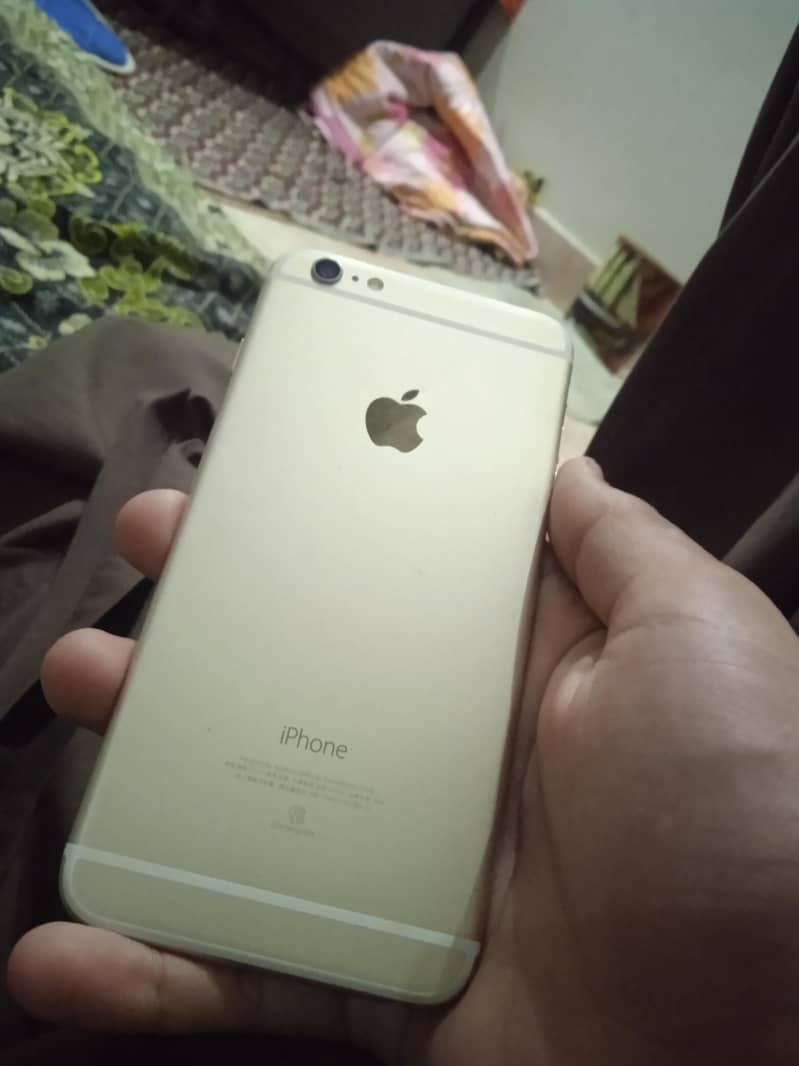 Apple iPhone 6 Plus 2
