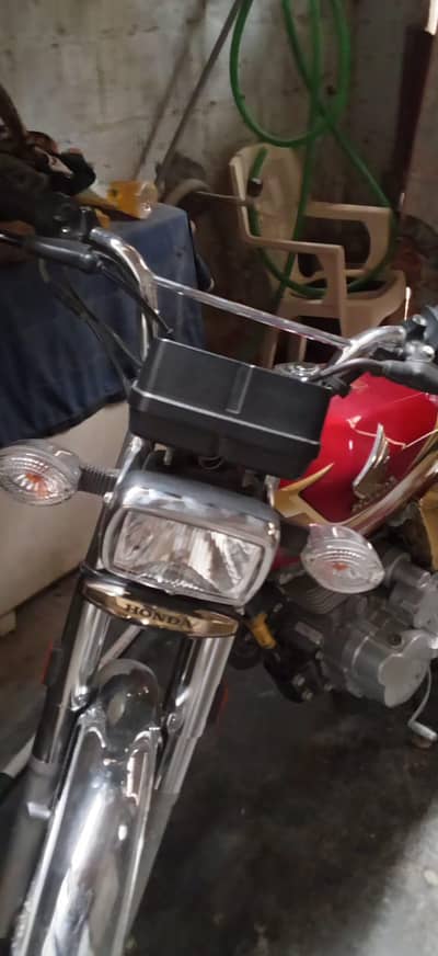 Honda CG 125 golden addition