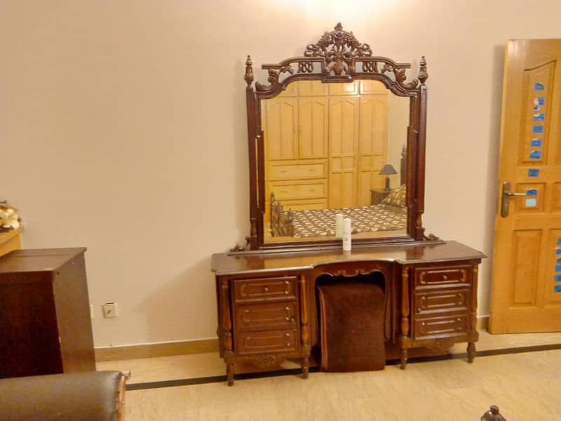Like new chinioti bed set 2