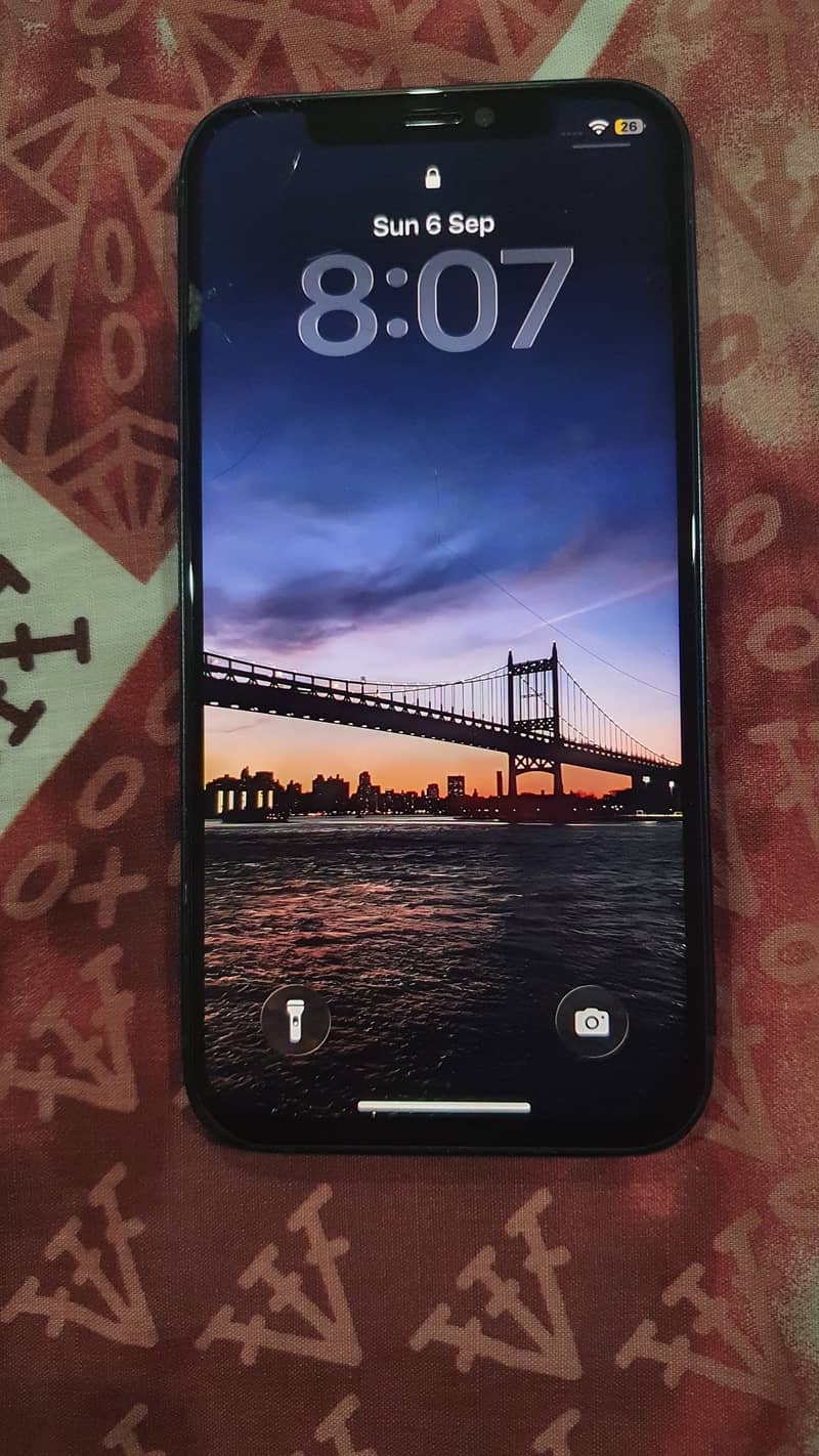Apple iPhone 12 3
