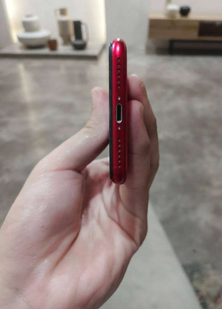 Apple iPhone SE 4