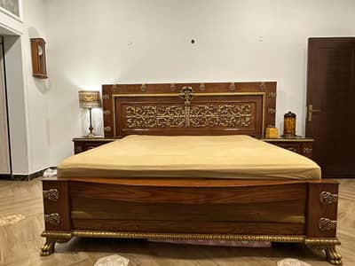 Gourmet King Size Bedroom Set – Very Good Condition