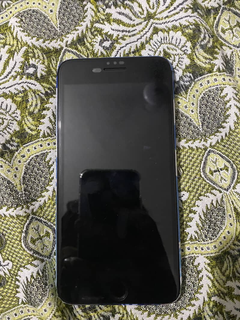Apple iPhone 8 Plus 2