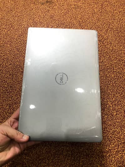 Dell latitude 5520 laptop best condition cor i5 12gen