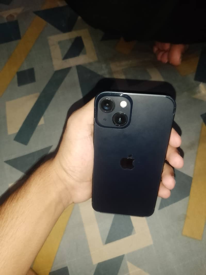 Apple iPhone 13 3