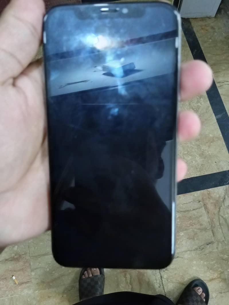 Apple iPhone X 1