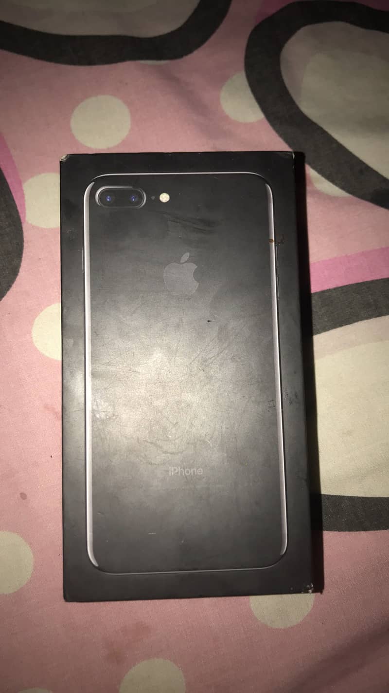 Apple iPhone 7 Plus 0