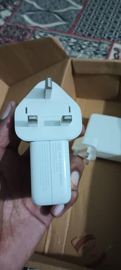 Apple original charger 67 watt c type