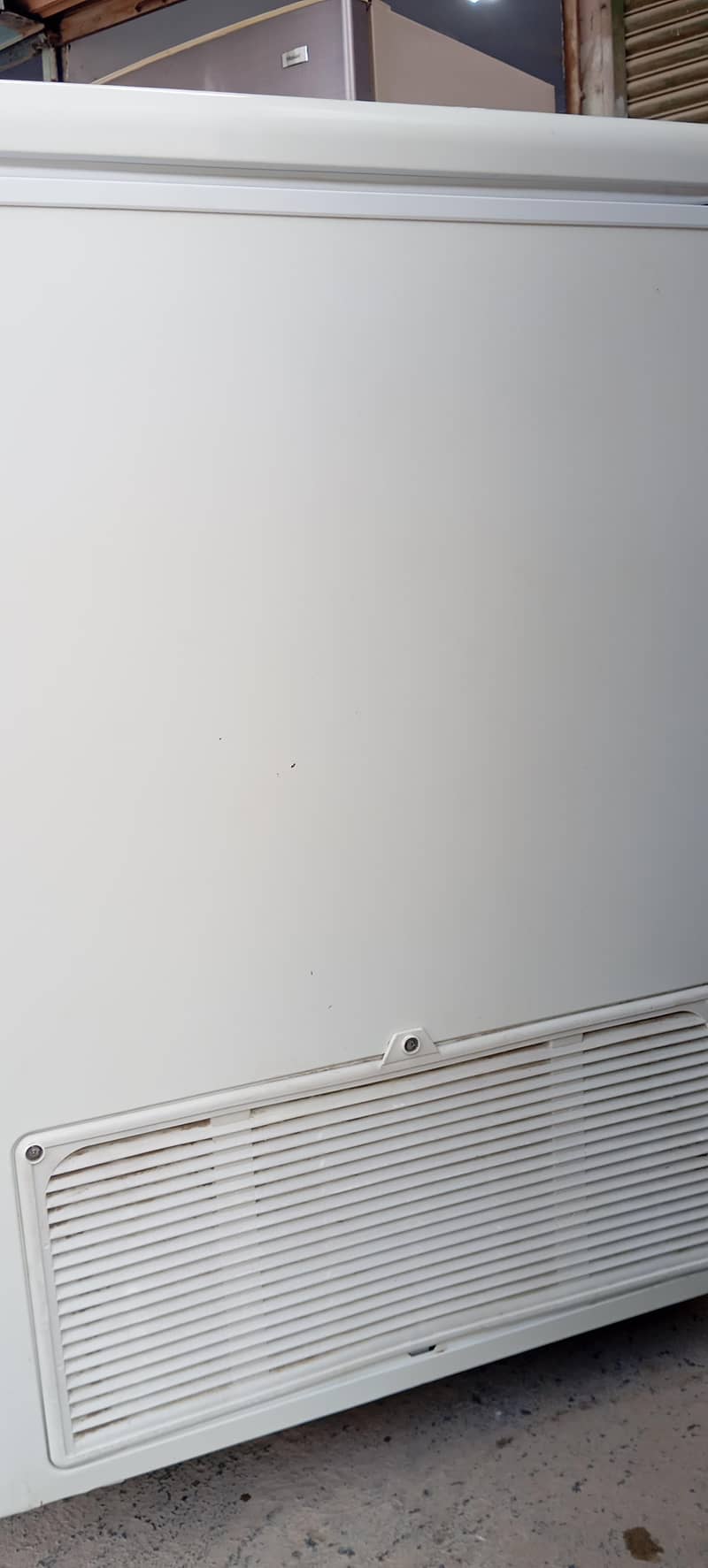 single door deep freezer 2