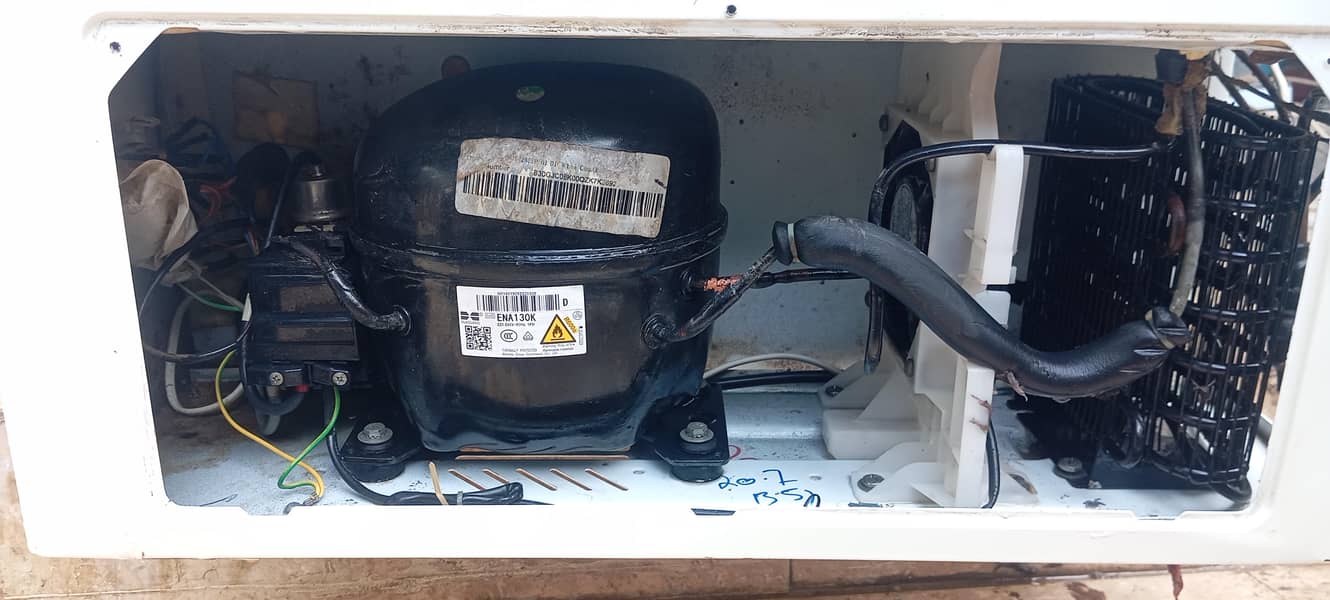 single door deep freezer 3