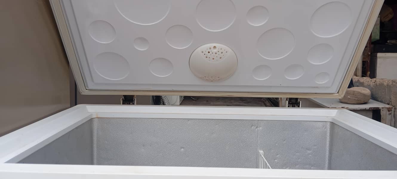 single door deep freezer 5