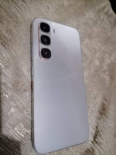Infinix Hot 60 Pro