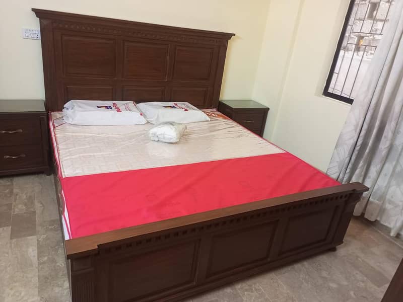 Solid Sheesham Bedsets 8