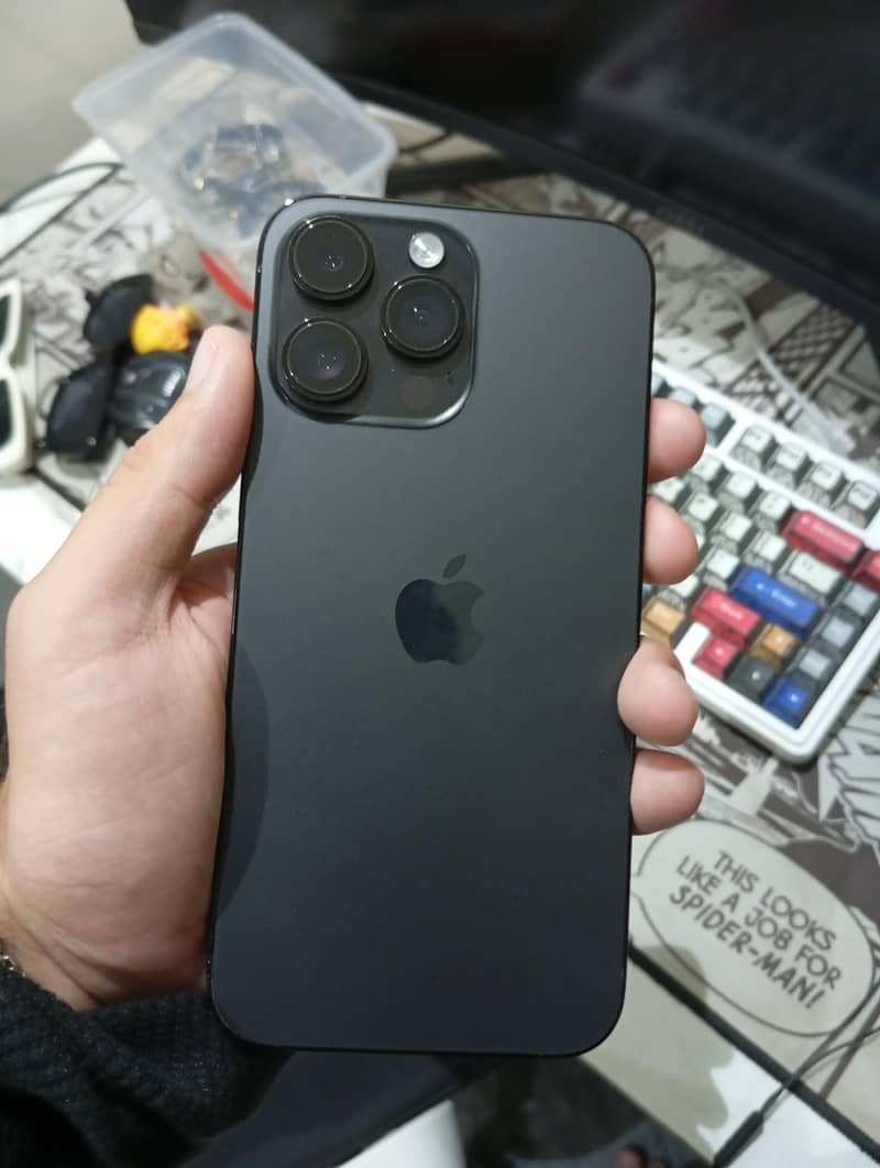Apple iPhone 14 Pro Max 0