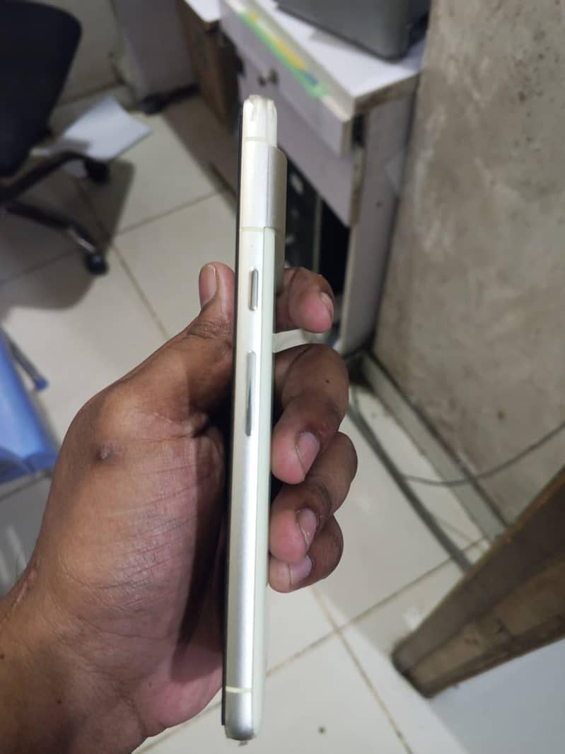 Google Pixel 7 2