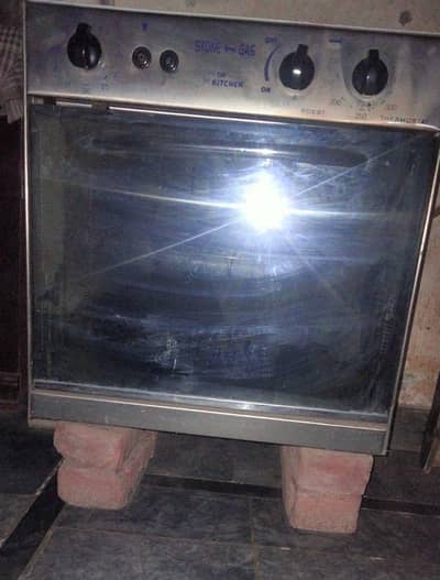 Gas Oven for sale